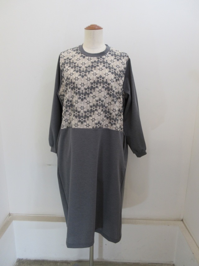 KEI Hayama PLUS(ケイハヤマプリュス) 小花スピングル刺繍×ストレッチ  