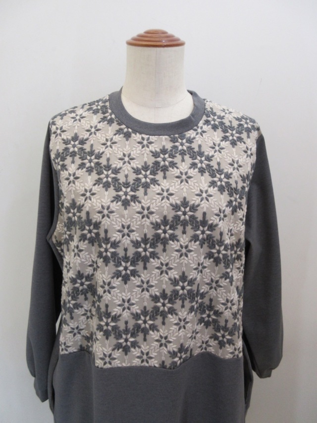 KEI Hayama PLUS(ケイハヤマプリュス) 小花スピングル刺繍×ストレッチ  